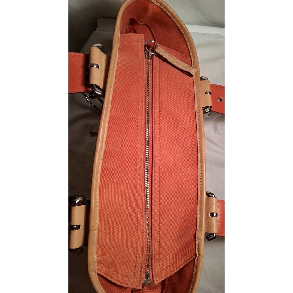 Authentic Coach Handbag, Canvas And Leather, Beige, Shoulder Bag. - Picture 13 of 16